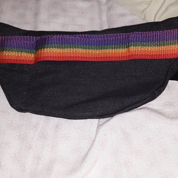 Fannie pack - Picture 3 of 5